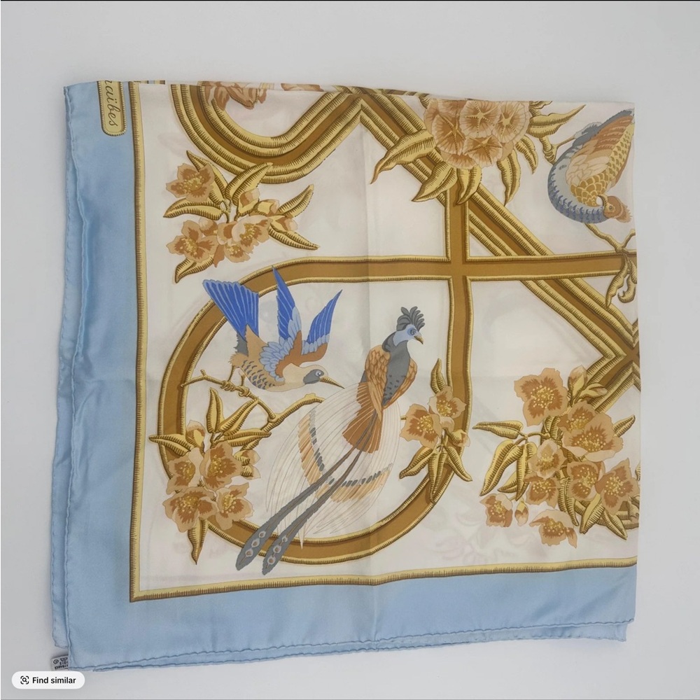 Hermes Silk Scarf in Cream, Gold and Light Blue - Picture 4 of 10